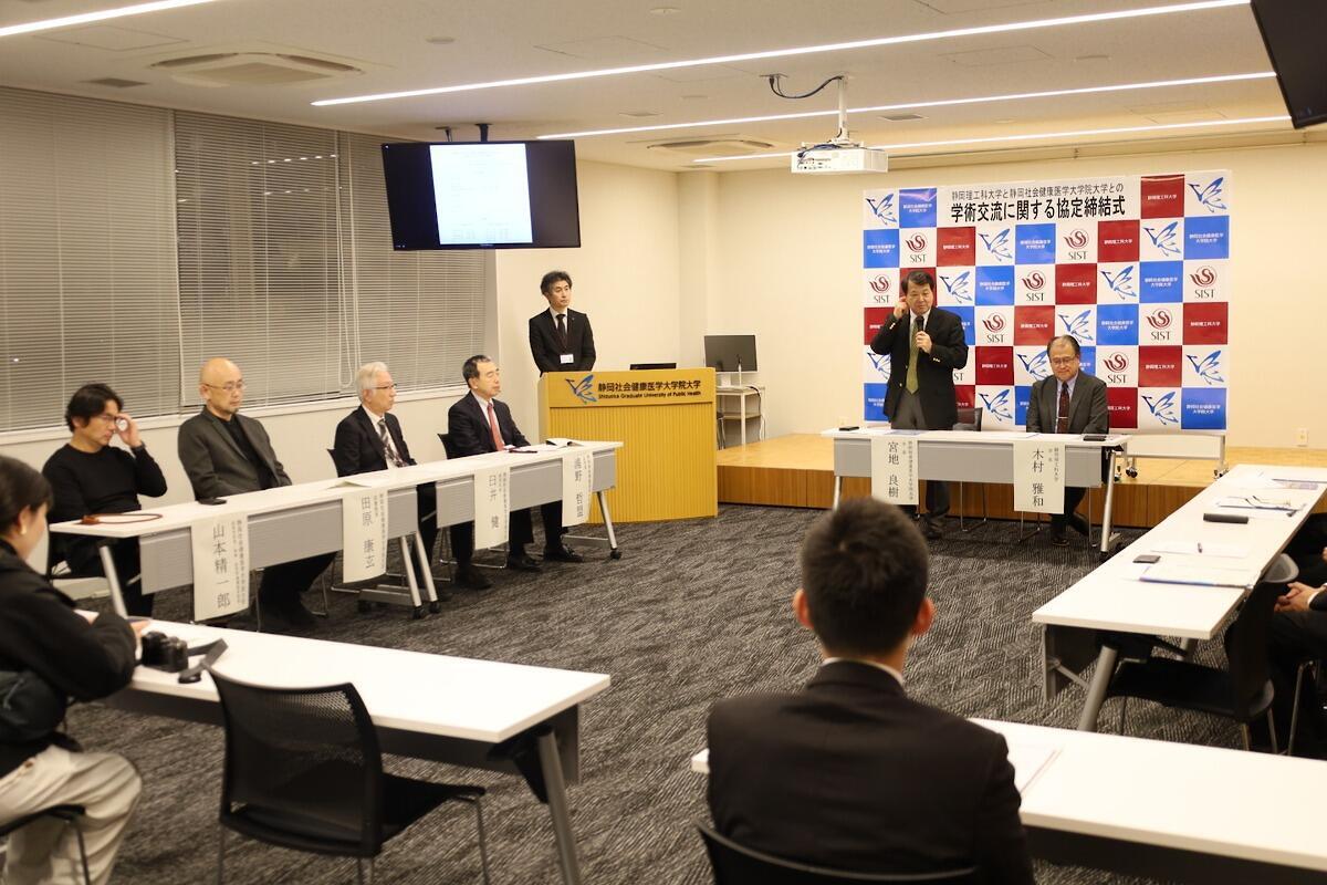 4aa8e2cf-e46e-4f01-a54e-2cedf1536192