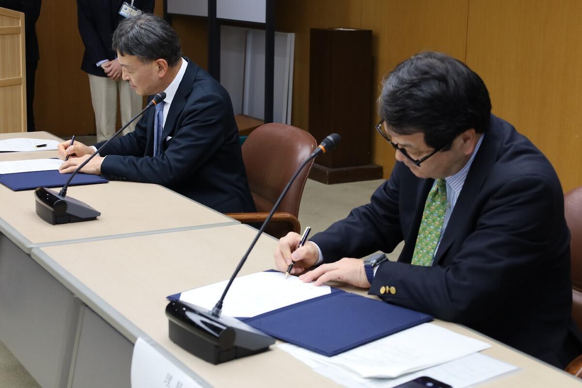 efff1580-623e-4427-af37-e6eacc505534