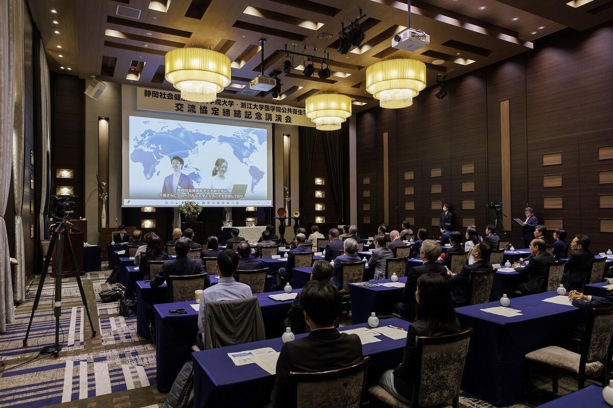 f136e76c-4a8e-432c-8339-f818f6227ad6