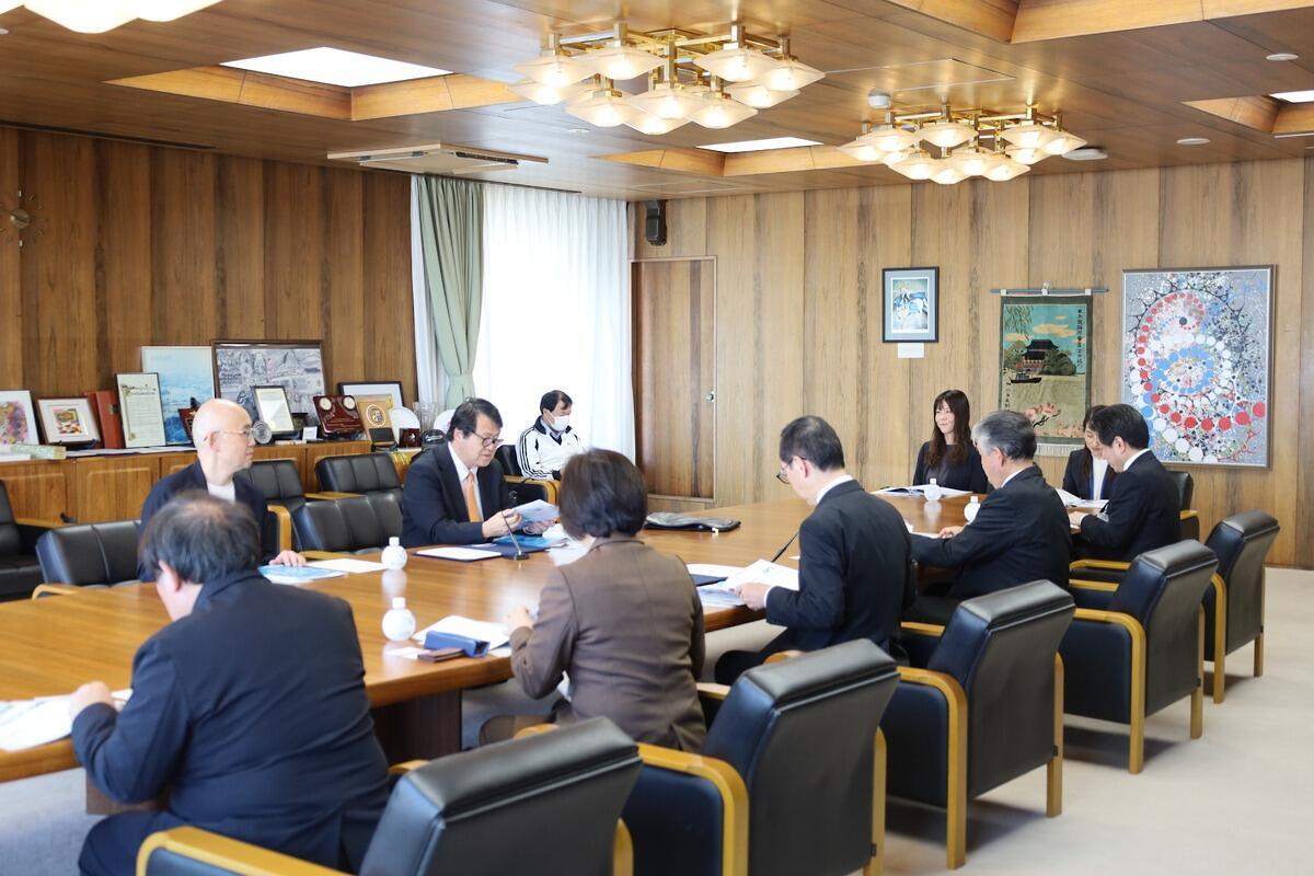 1a7b81af-335d-48b1-8575-272032f9da57