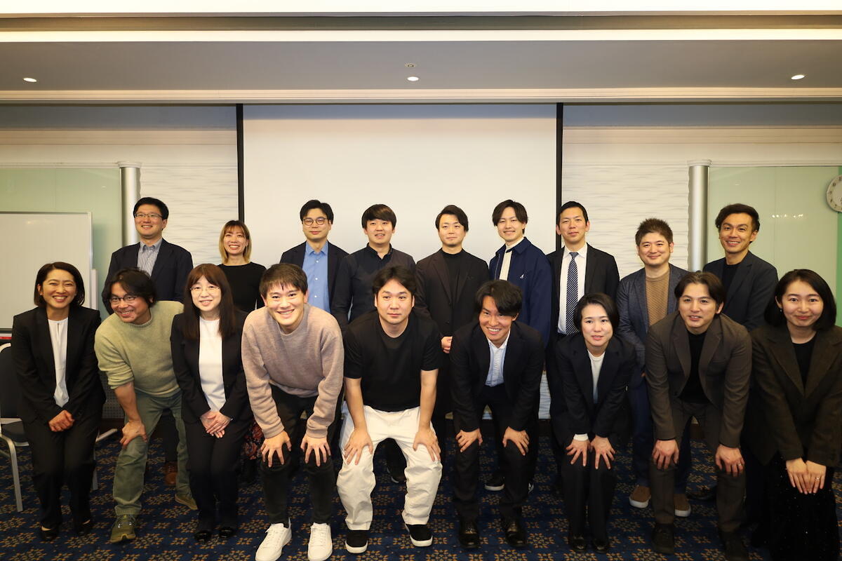 906c9903-f7a5-4d4e-9160-1be8b7683db5